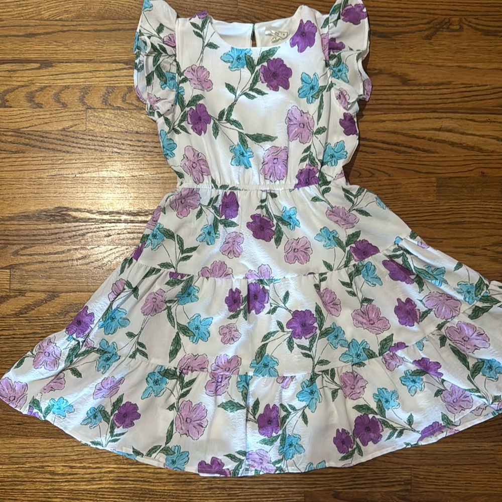Hayden girls dress size M